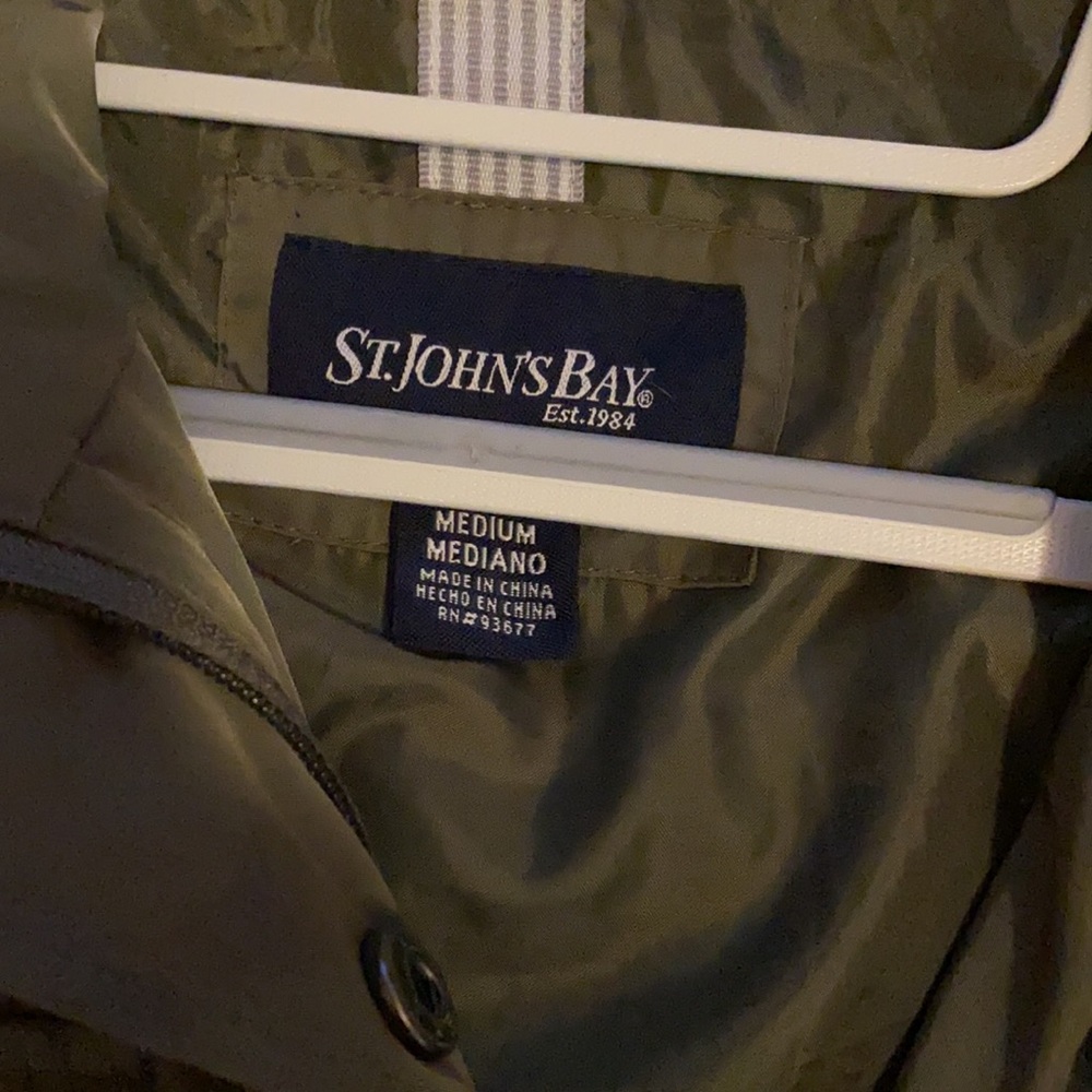 Lightweight jacket - Picture 2 of 2